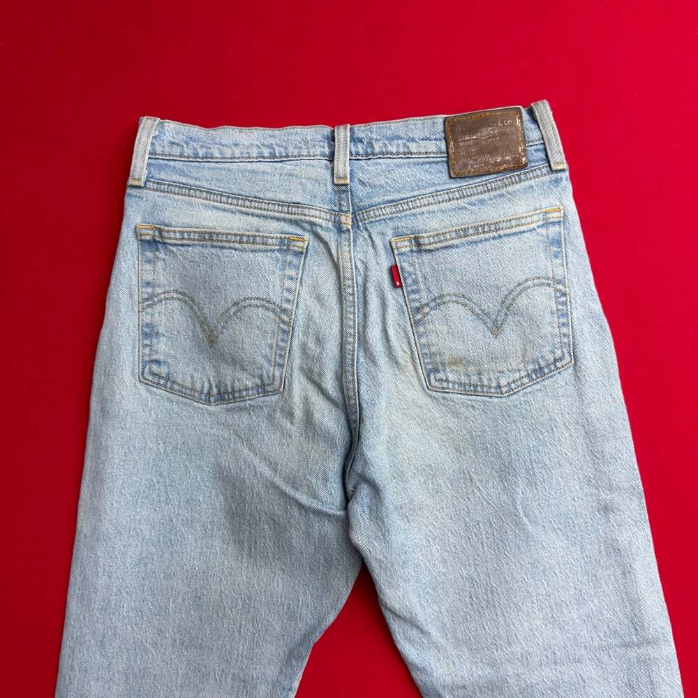 Vintage Woman’s Premium Levi's 501 S XX Denim Jeans Light Washed Size 27 x 26 BI - Picture 5 of 6